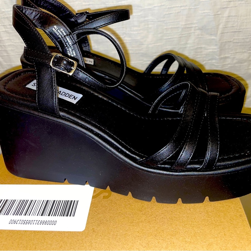 Steve Madden chunky platform wedge serves at the foundation for the DANE sandal